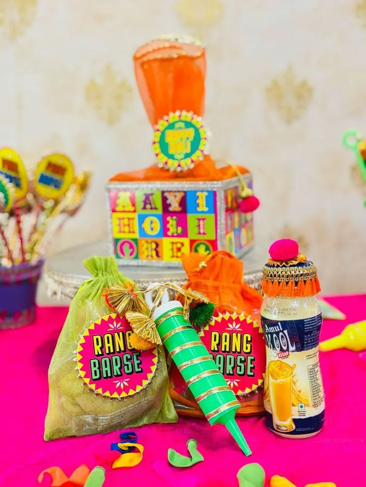 This Holi hamper is bursting with color and joy! 🌈🎉.webp